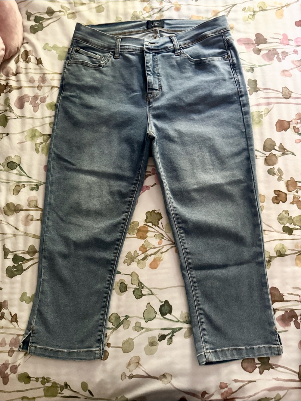 Light Blue Cropped Women’s Jeans - GAP